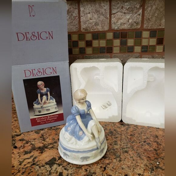 PS Designs Ballerina Musicbox - Picture 2 of 8